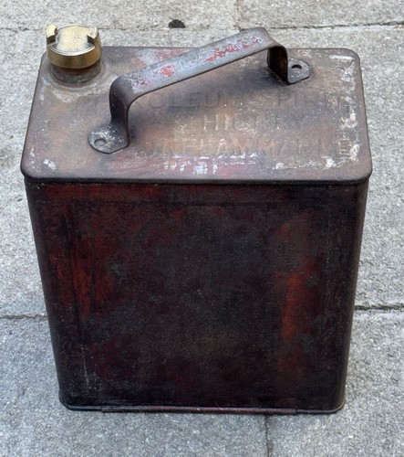 Vintage gallon petrol - vintage,