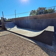 Skate / Scooter Ramp