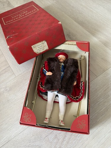 Peggy nisbet boxed king henry - peggy,