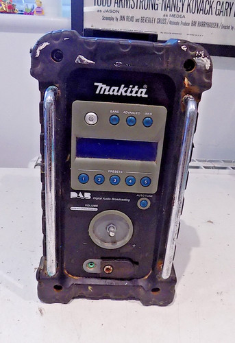 Makita bmr101 dab - dab, fm