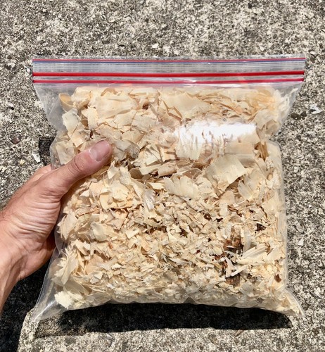 Animal wood shavings bedding
