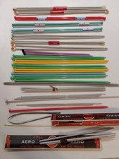 Job Lot Of Vintage And Modern Knitting Needles , Most In Pairs Size 8 & 9