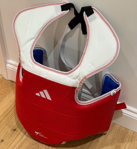Adidas world taekwondo - wt,