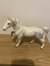 Beautiful Porcelain Horse Arab Mare White And Grey Figure Statue Orn 17 X 19 Cm