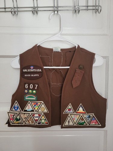 Old girl scout brownie vest - old,