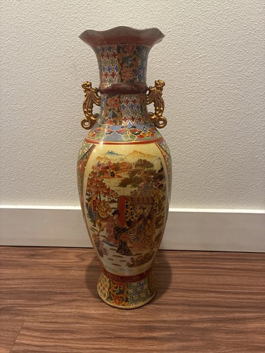 Japanese royal satsuma vase - royal,