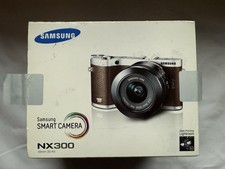 NEW Samsung NX300 20.3MP Full HD movie Digital Camera - Black (12D/3D Lens KIT)