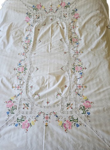 Vintage tablecloth white - tablecloth,