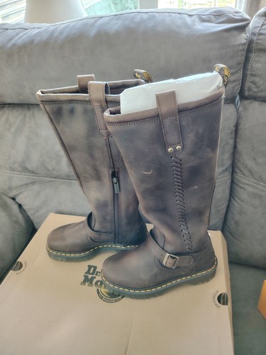 New box doctor martens - new,