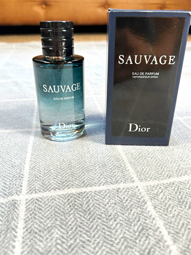 Dior sauvage eau parfum - dior,