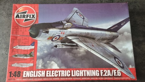 Airfix english electric - 1:48,