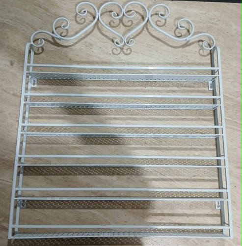 Large tier wall mount nail - large, 6