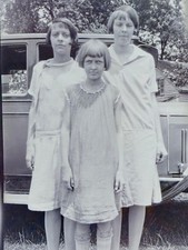 Vintage Photo Film Negative Old Car Ford Three Pretty Young Girls Teens 1920
