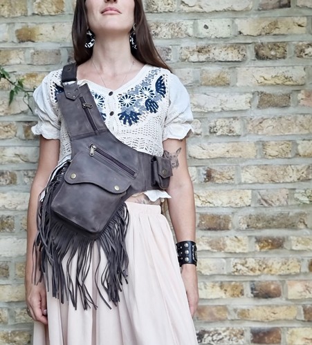 Tassel leather bum - tassel,