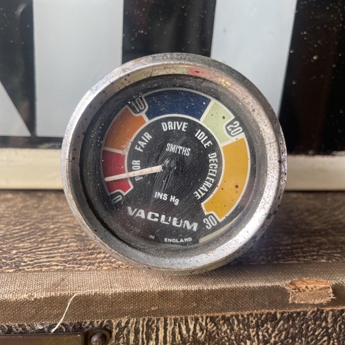 Smiths vacuum gauge - smiths,