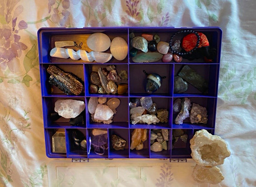 Mixed minerals crystals - &,