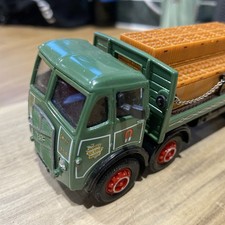 Corgi Classics 09801  ERF Delivery Truck Set - John Smiths  (Brewery Set)