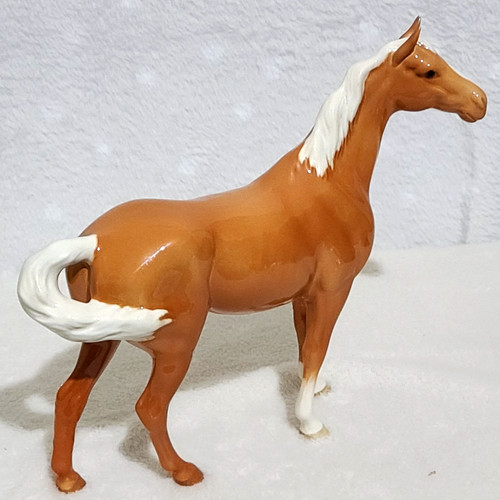 Beswick palomino swish tail - beswick,