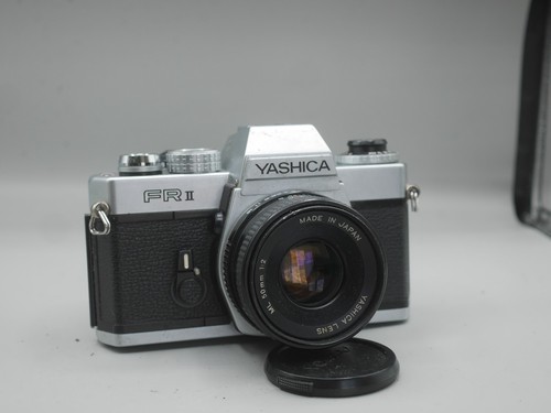 Yashica frii 35mm film camera - film,