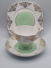 FINE ENGLISH BONE CHINA 22 KT