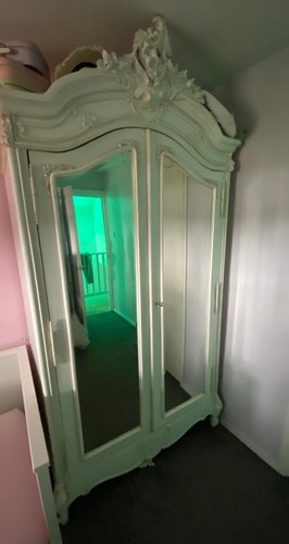 Old fashion wardrobe - fashion,