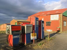 Photo Petrol Pump - Old petrol