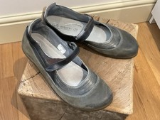 Naot Kirei Women’s Suede Leather Shoes Olive Green, Size 7UK, Fits Orthotic