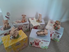 6 Piggin' Pigs Ornaments Crackers Luxury Football &Friends Birthday Competitive