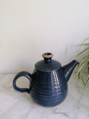 Large studio pottery ceramic - large,