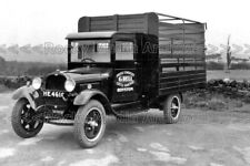 Yya-37 Ford Lorry, G Bell Haulage Contractor & Cattle Remover, Royston. Photo