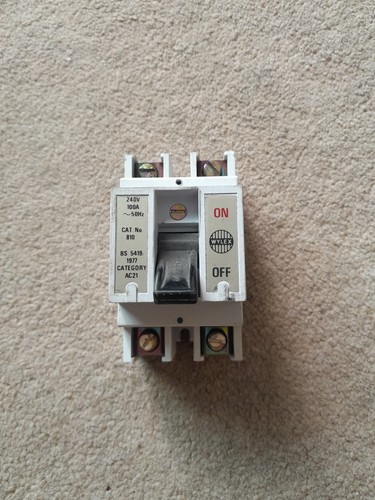 Wylex 810 100a double pole - wylex,