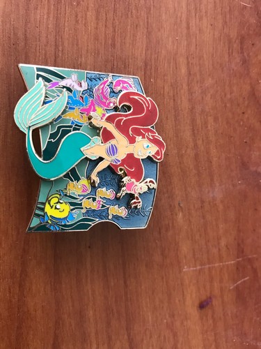 Disney pin disneyland surprise - disney,