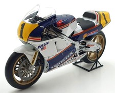 Minichamps 1/12 Scale 122
