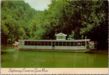 Sightseeing Cruiser on Green