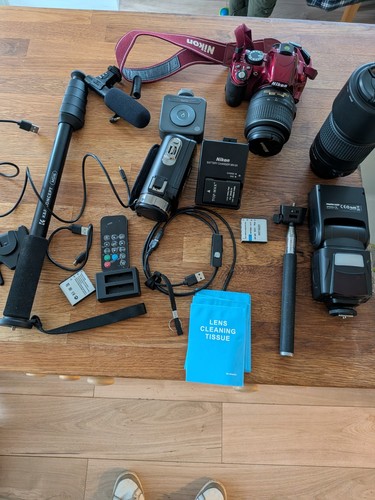 Nikon dslr camera bundle - nikon,