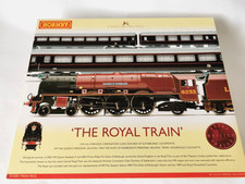HORNBY R2370 Royal Train Pack.