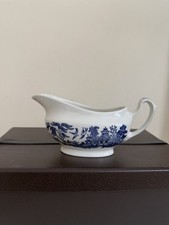 Churchill Blue Willow Gravy