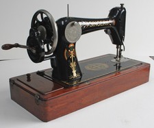 Rare 1917 Singer 66k Hand Crank Sewing Machine excellent condition