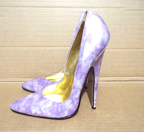 Lilac patterned patent - patterned, high
