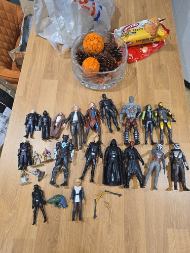 Mixed action figures bundle - action,