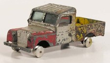 LAND ROVER SMOOTH HUBS 109 RAF CORGI TOYS VINTAGE GT BRITAIN AWW