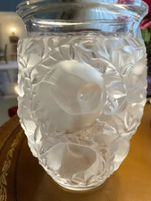 LALIQUE  20th CENTURY BAGTELLE