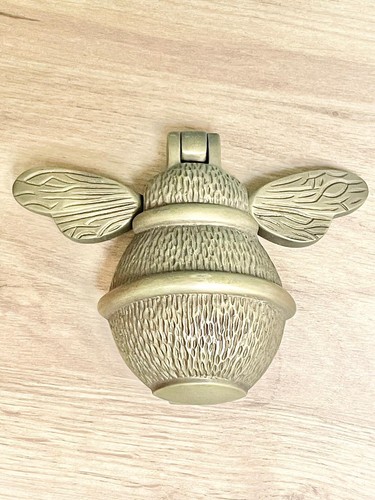 Bumble bee solid - bumble,