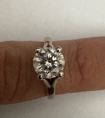18ct white gold - white,