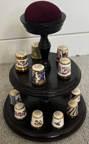 Royal crown derby thimble - royal,