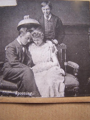 Stereoscope card spooning - card,