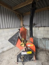 Bearcat Chipper - Model 73554 - PTO Woodchipper