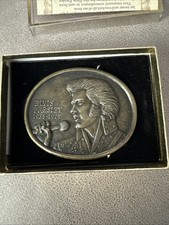 Elvis Presley Official