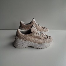 SOHO GRIT Sneaker Culture