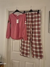 LADIES PYJAMAS - LOUNGE &